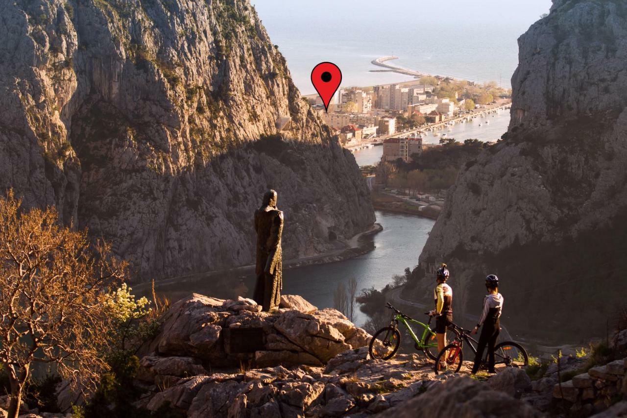 Kate Lägenhet Omiš Exteriör bild
