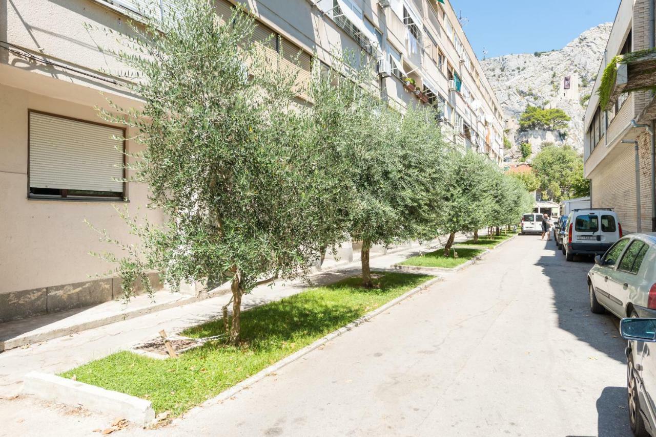 Kate Lägenhet Omiš Exteriör bild